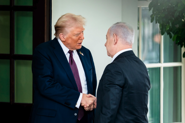 President Donald Trump greets Israeli Prime Minister Benjamin Netanyahu at the White House on Sept. 29, 2025. Madalina Kilroy/The Epoch Times