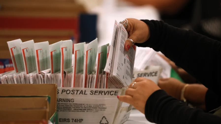 Trump Administration Again Appeals to Supreme Court Over Mail-In Ballot Restrictions